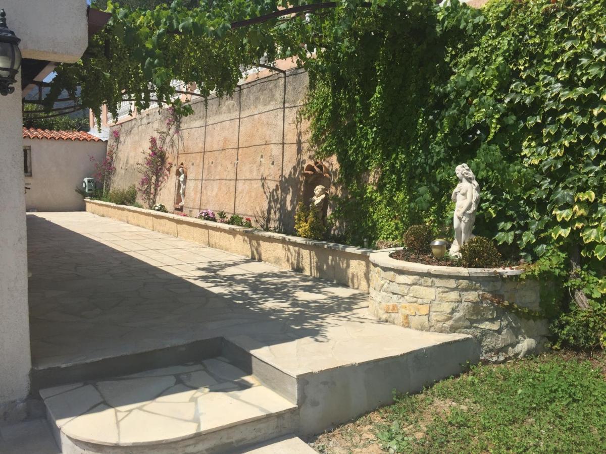 Homestay L'ile Aux Anges Saint-Andre (Alpes-Maritimes)